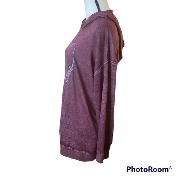 Lane Bryant Lightweight Pullover Hoodie with Embroidered Heart. Size 18/20. - Picture 5 of 7